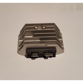 Regler Gleichrichter  für Lombardini Saprisa NIBBI Farymann 15 18W  Aixam Kohler Lombardini Moto Guzzi Piaggio Ruggerini 4136 4172 4175 4176 7154 7155 4136 4172 4175 4176 7154 7155 14 Volt 30 Ampere 7 pin.